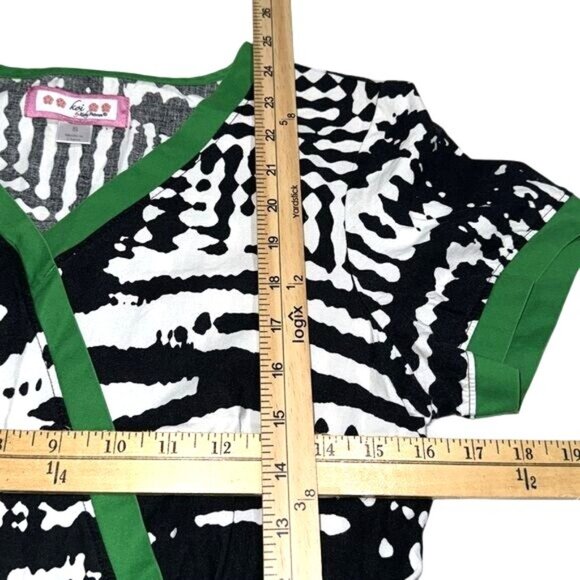 Koi By Kathy Peterson Womens Wrap Top S Black & White Tribal Print With Green Tr - Picture 7 of 7